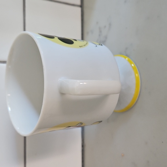 Vintage Mickey Mouse Mug - Picture 4 of 5